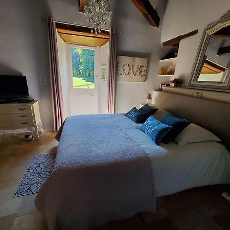 Maison Climatisee Avec Jacuzzi A 10 Min De Sarlat Exterior foto