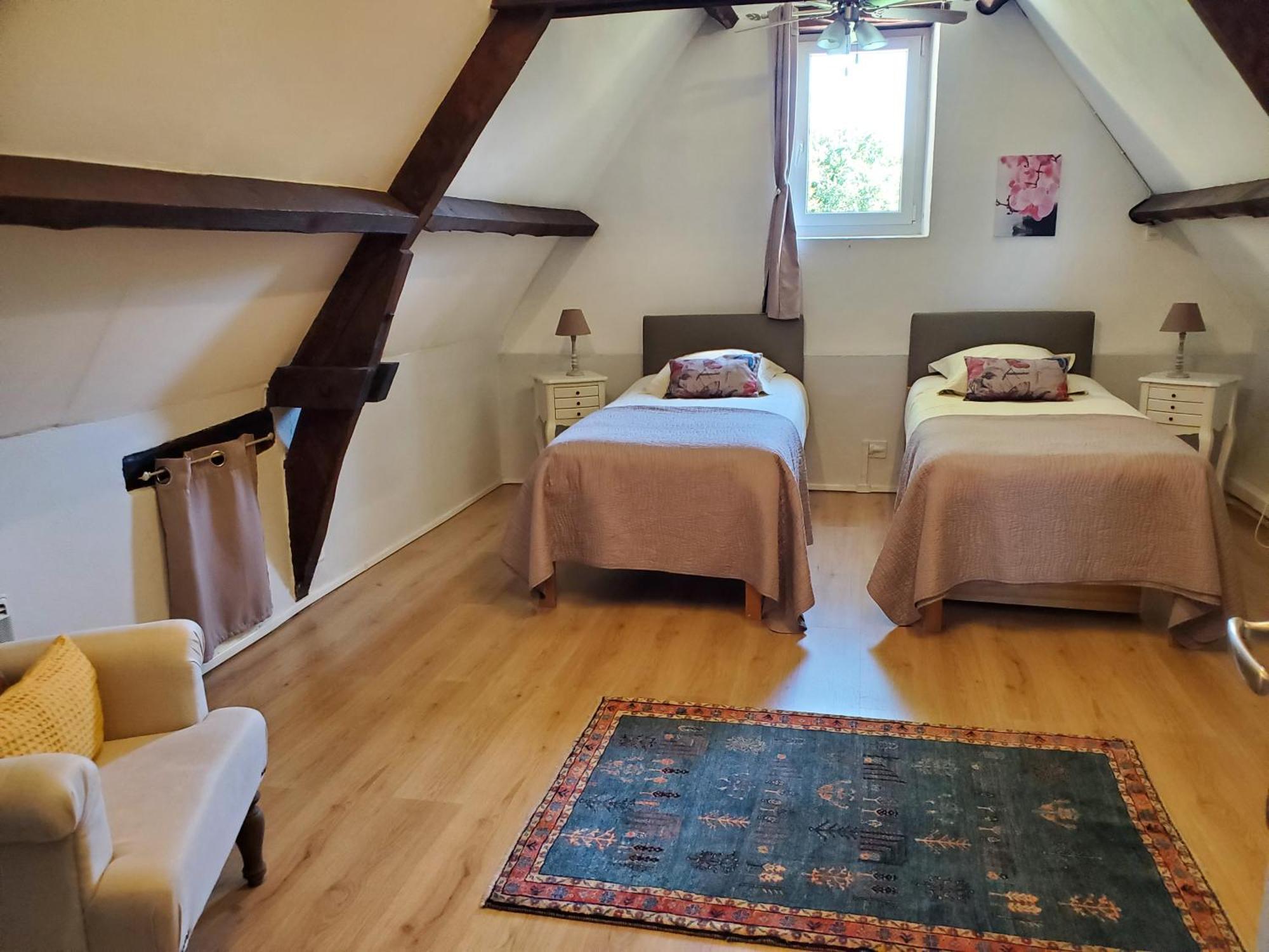 Maison Climatisee Avec Jacuzzi A 10 Min De Sarlat Exterior foto